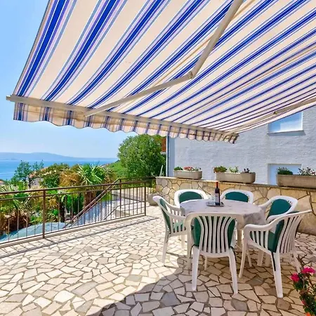 Apartman In 39105 Povile