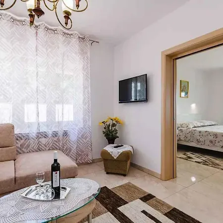 In 39105 Apartman *