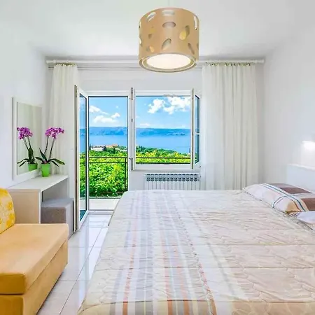 In 39105 Apartman Povile
