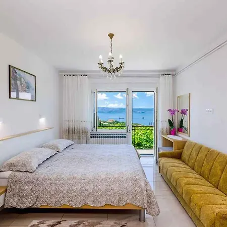 In 39105 Apartman Povile