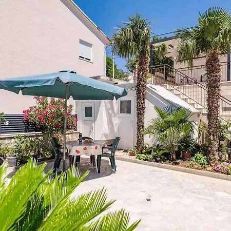 In 39105 Apartamento Povile