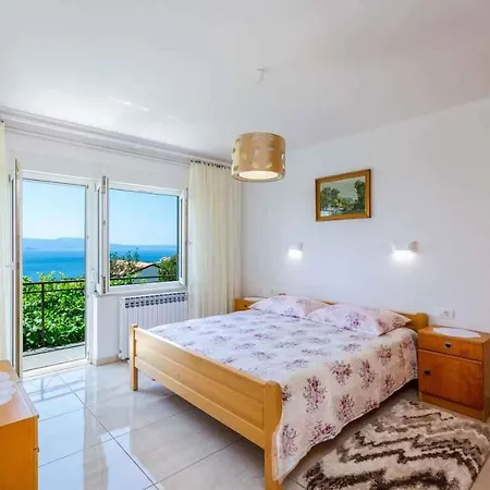 Apartment In 39105 Povile