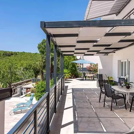 Apartment In 39105 Povile