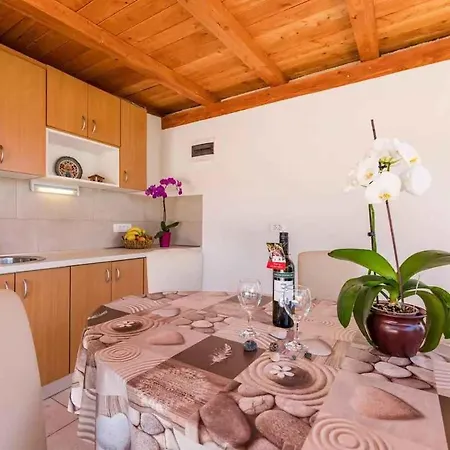 In 39105 Appartamento Povile